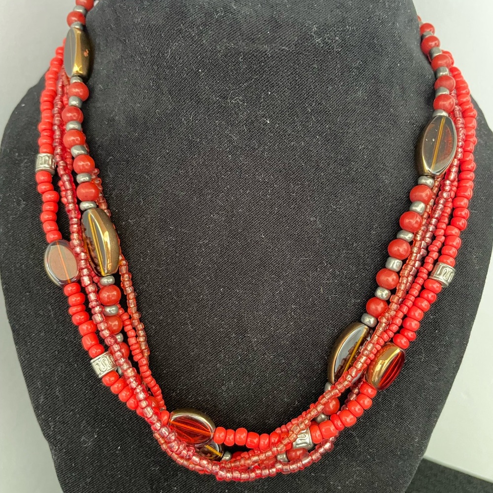 Red necklace